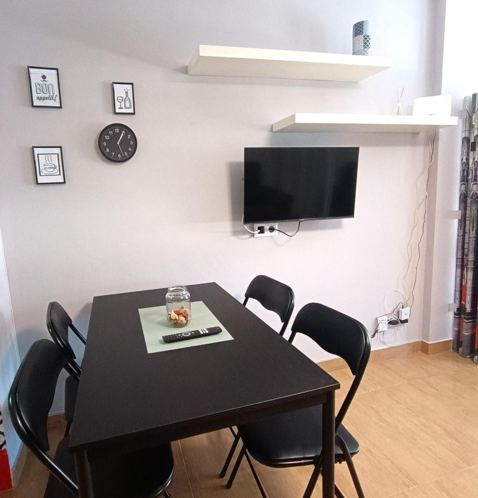 Benal Iris Hercules Agata Apartamento Málaga